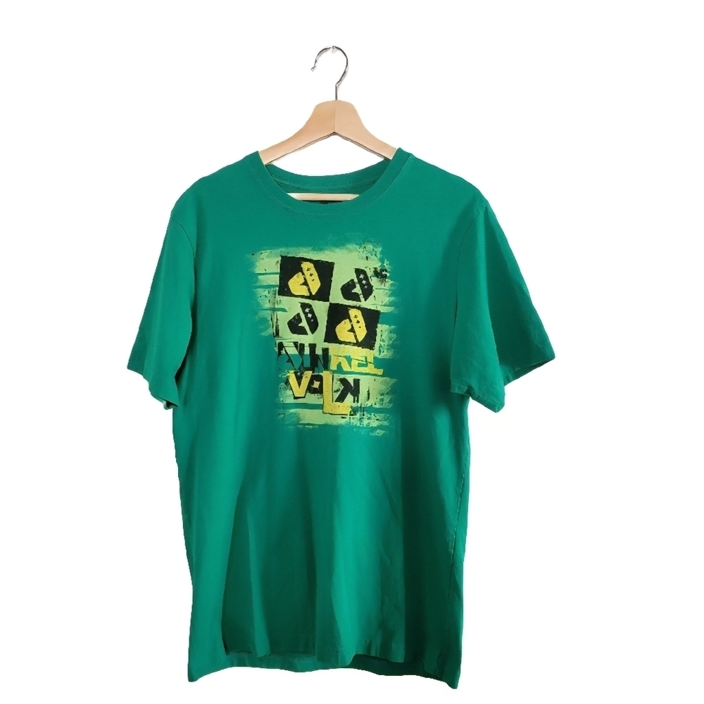 DUNKEL VOLK Skater - Style Green Graphic Tee Mens Size M 100% Cotton